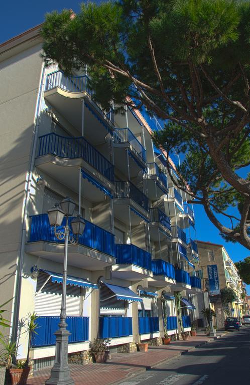 Residence Costa Templada 벤티밀리아 외부 사진